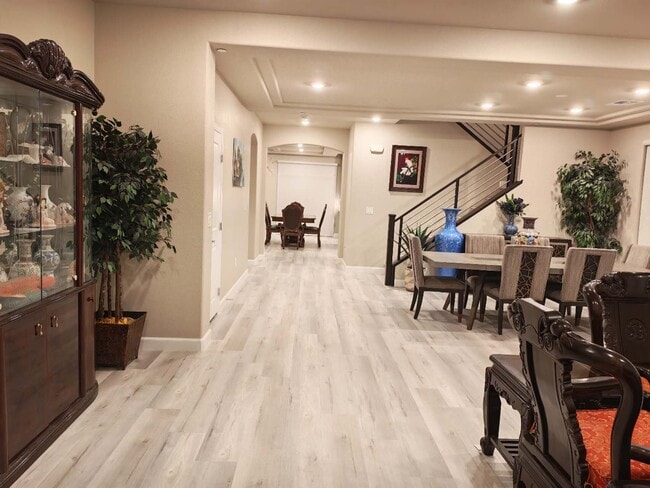 Building Photo - 6740 Stella Rosa Ct