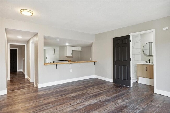 Building Photo - 4804 Ball Camp Pike