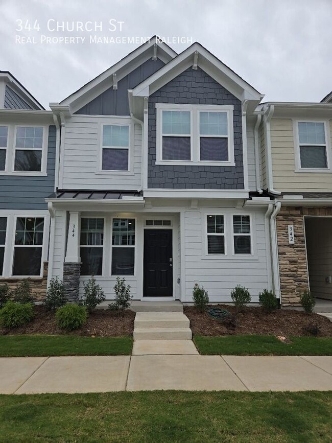 Building Photo - 344 Church St