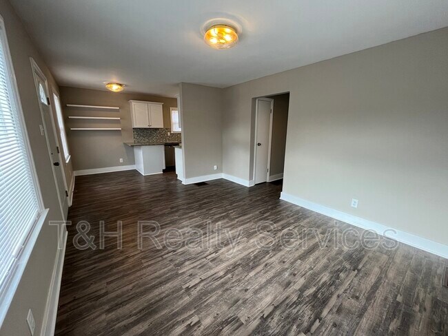 Foto del edificio - 5414 E 20th St