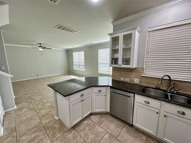 Foto del edificio - 117 Chickadee Ln