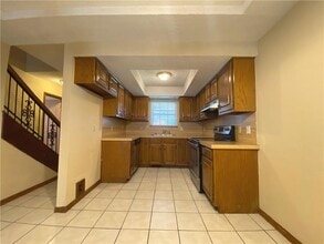 Building Photo - 3620 Wynn Cir