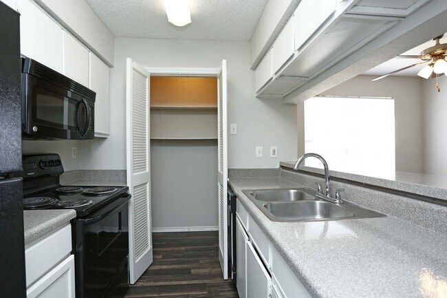 Rosemont Timberglen Apartments Dallas, TX