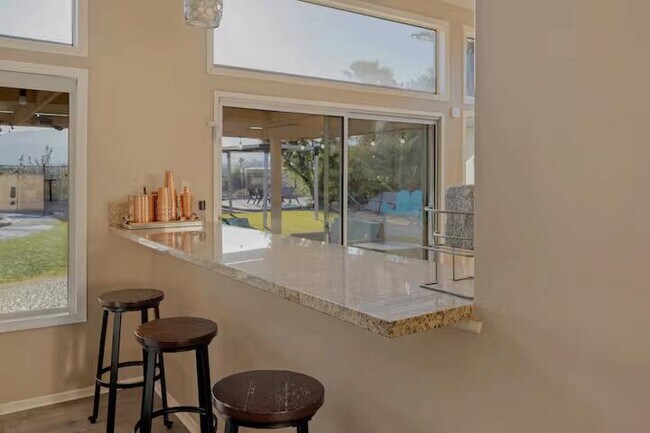 Building Photo - 9693 El Rio Ln