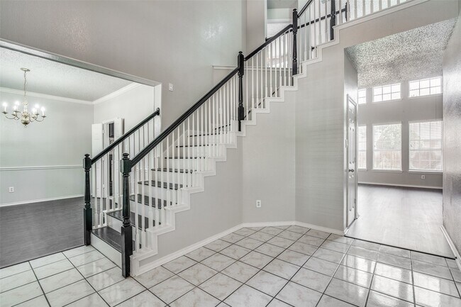Foto del edificio - 1520 Eaglepoint Dr