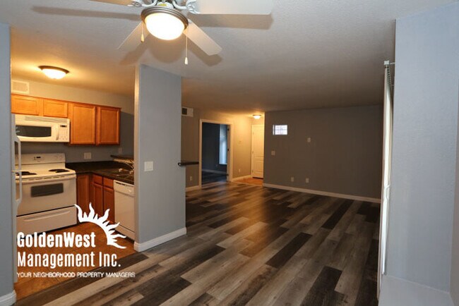 Building Photo - Fully Renovated 2Bdm 2Ba Downstairs Condo