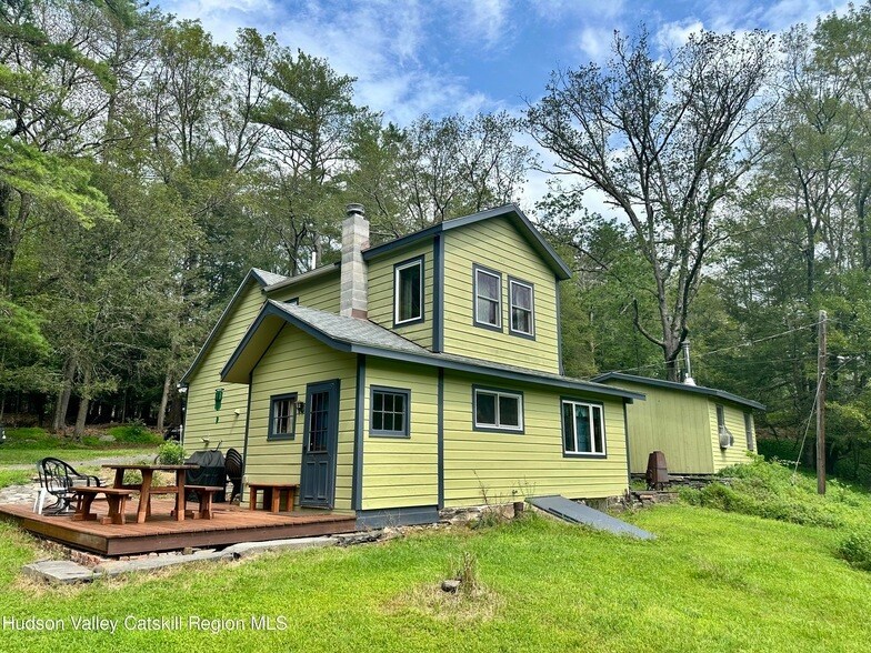 Primary Photo - 259 John Joy Rd