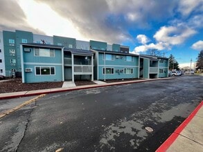 Building Photo - 201 N 10th St