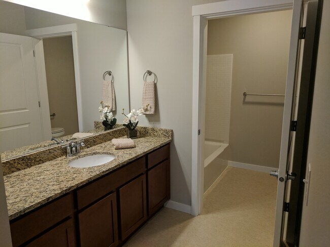 Foto del edificio - You’ll Love the Floor Plans. Find your new home with us!