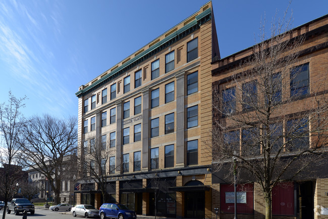 Building Photo - Masonic Temple