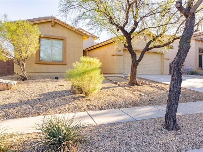 Foto del edificio - 4 Bedroom 2 Bathroom