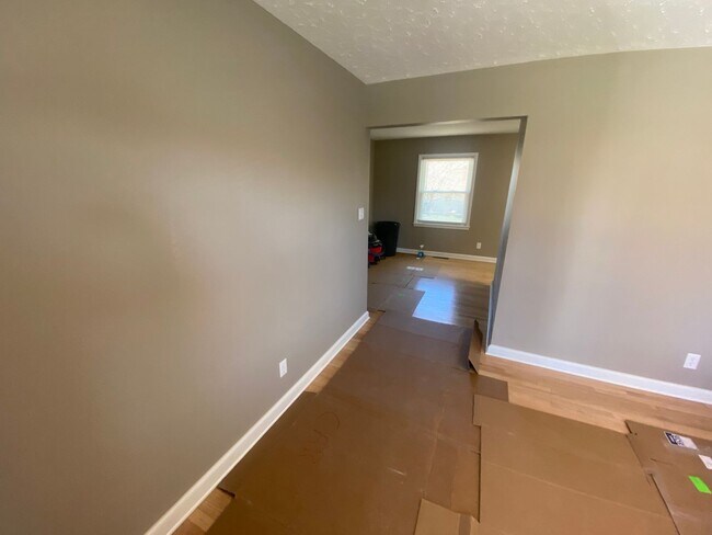 Foto del edificio - CHRISTIANSBURG, 3 BR / 1 BA, AVAILABLE