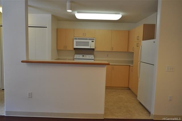 Building Photo - 95-1101 Koolani Dr
