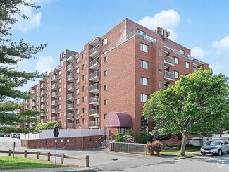 Building Photo - 30 Revere Beach Pkwy