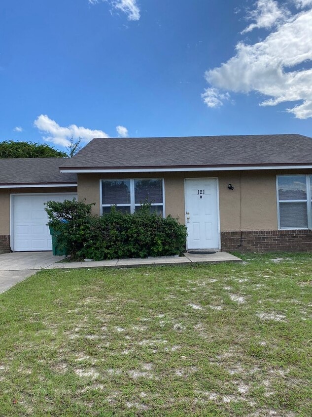 Primary Photo - 2/1/1 great location