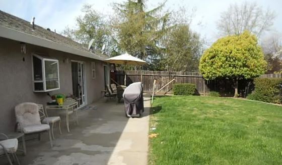 Building Photo - 11673 Sherwood Way