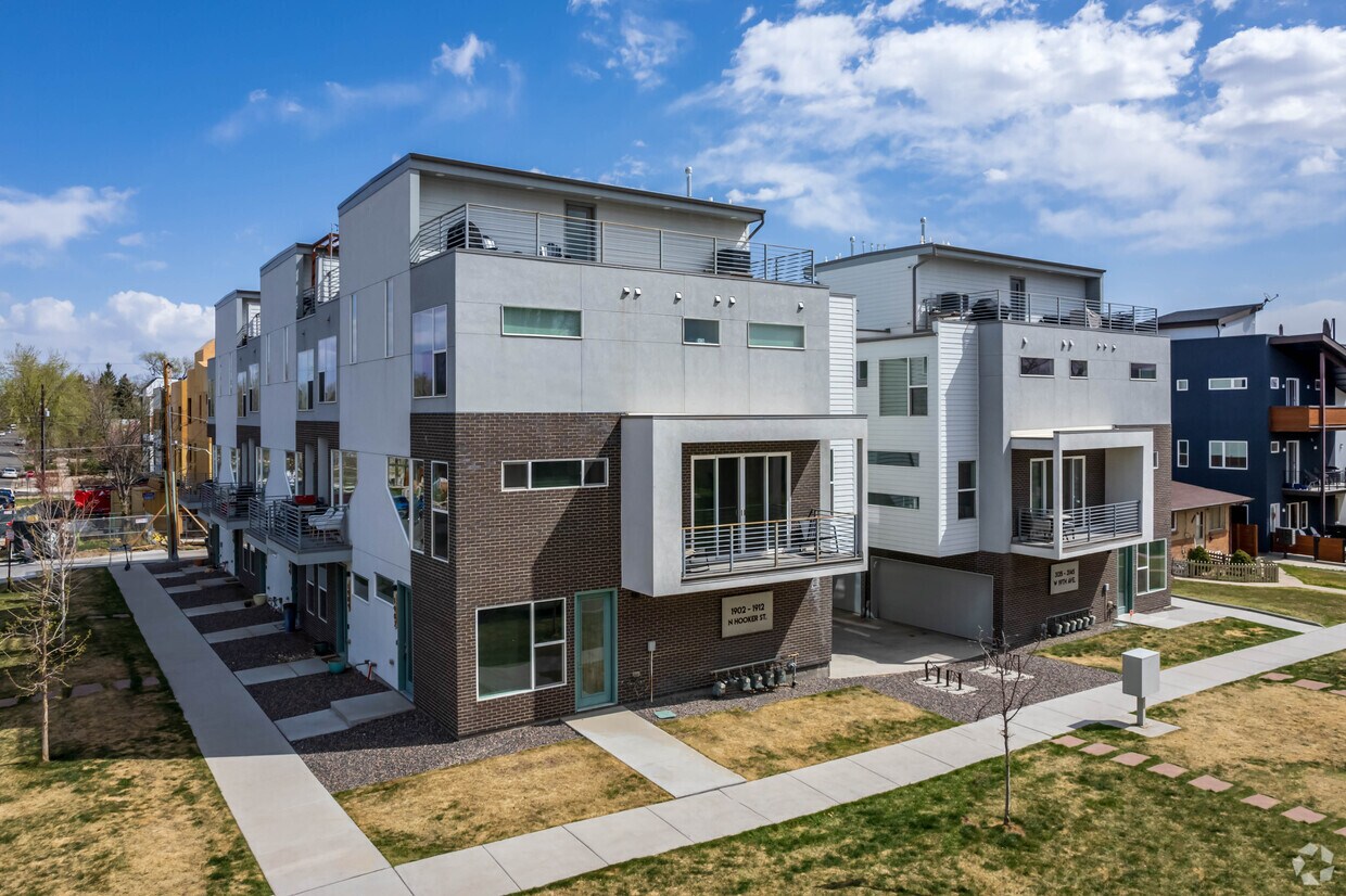 Foto principal - The Residences at Mile High