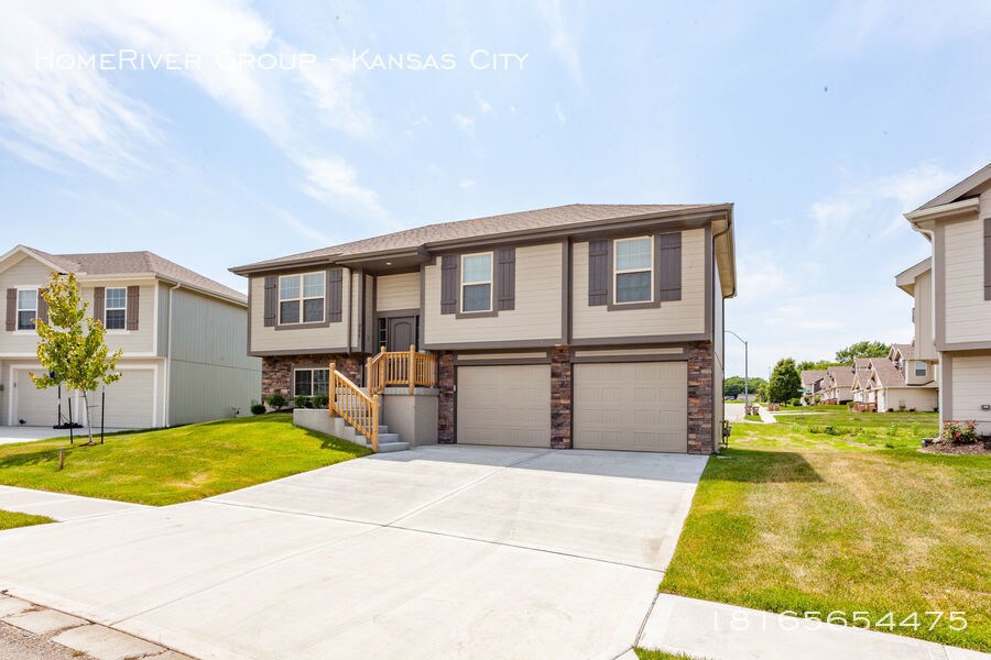 Primary Photo - FREE RENT for this BRAND NEW Home!!!