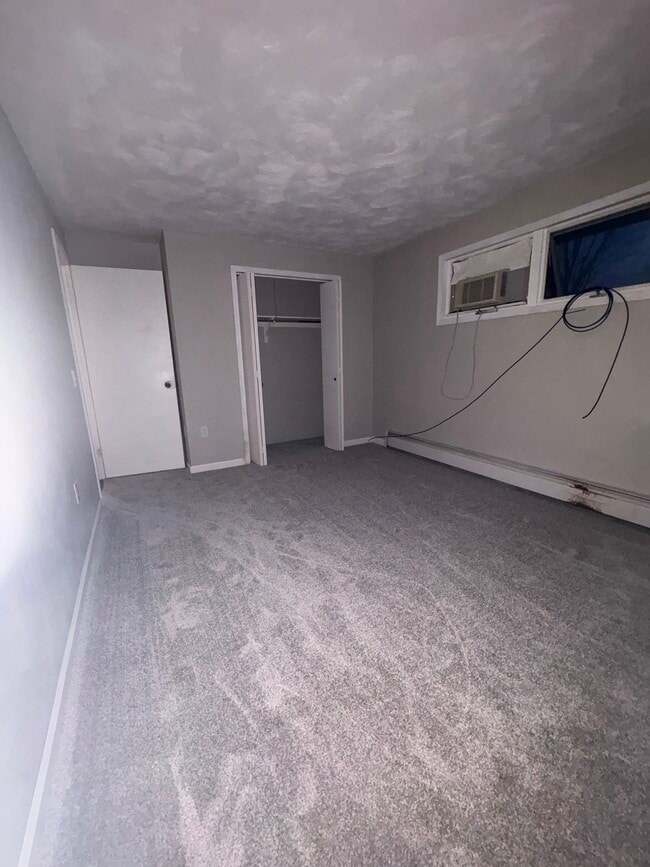 Dormitorio 1 - 1128 Chew Rd