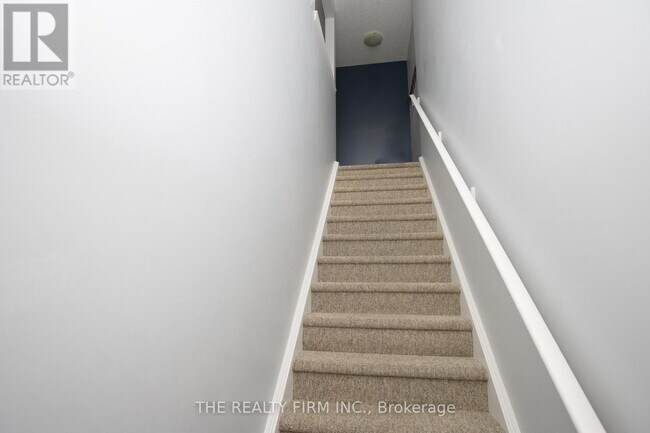 Photo du bâtiment - 3320 Meadowgate Blvd