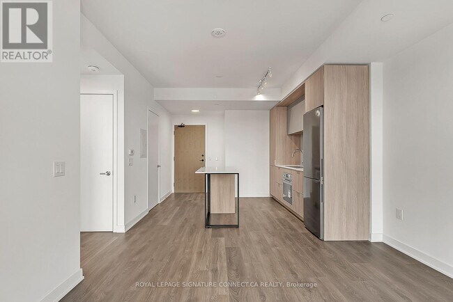 Photo du bâtiment - 130 River St