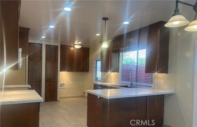 Foto del edificio - 1845 N Oxford Ave