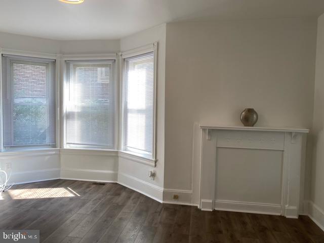Foto principal - 127 S 3rd Ave