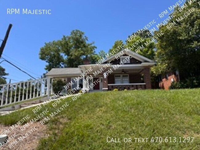 Foto del edificio - 1134 Donnelly Ave SW