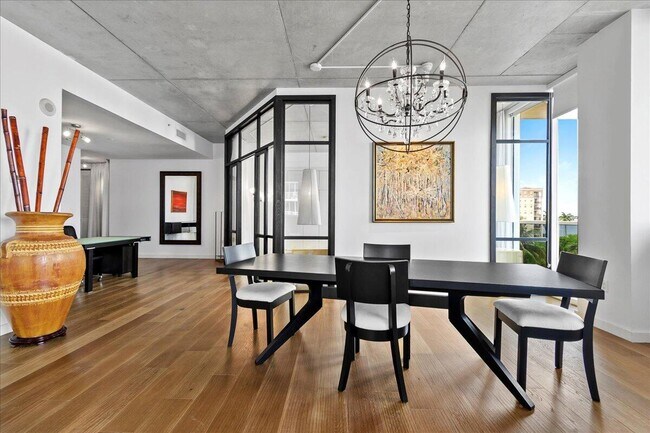 Foto del edificio - 1617 N Flagler Dr