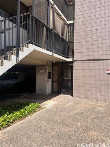 Building Photo - 2334 Kapiolani Blvd