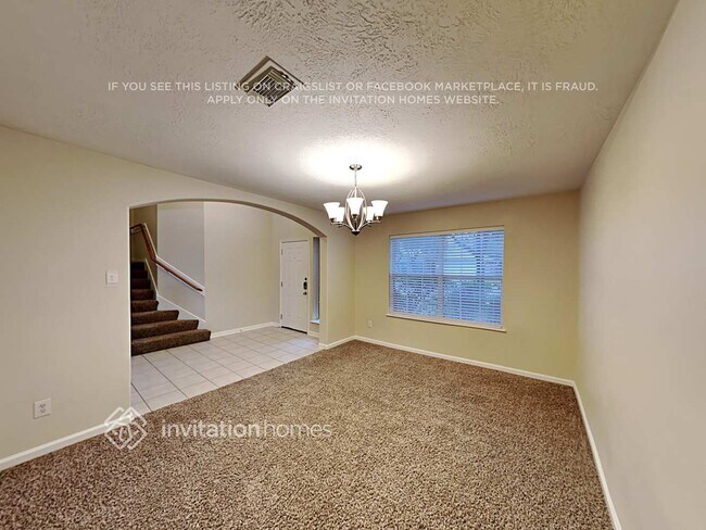 Foto del edificio - 410 Sun River Ln