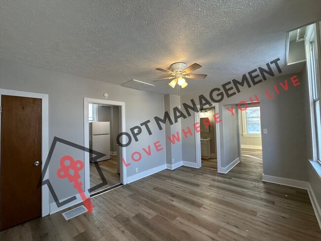 Building Photo - 111 S 14th St