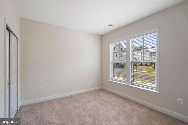 Building Photo - 17267 Herring Gull Ln