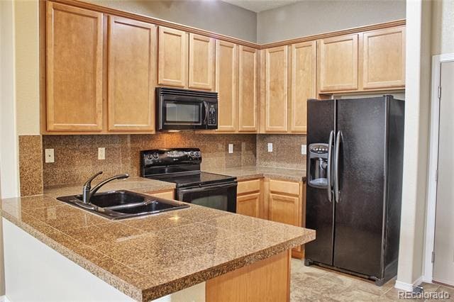 Foto del edificio - 15460 Canyon Gulch Ln