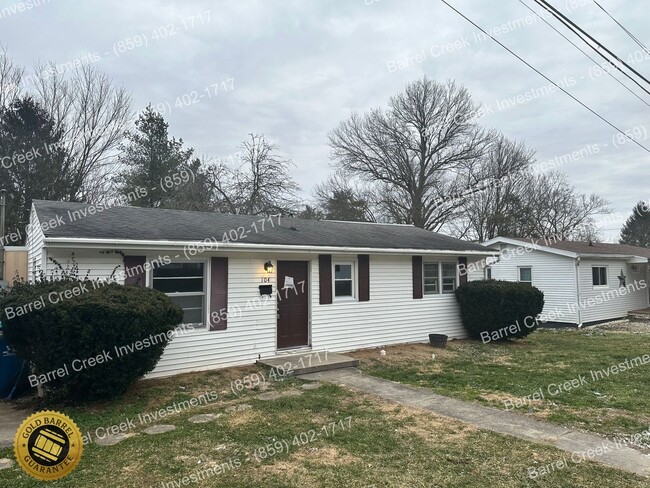 Building Photo - 3-Bed 1.5-Bath House + Carport