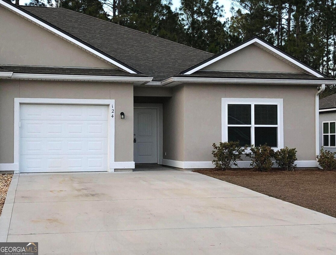 111 Marshall Ct, St. Marys, GA 31558 Room for Rent in St. Marys, GA