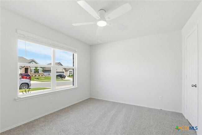Building Photo - 162 Ellenora Dr