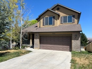 Building Photo - 2857 E Lookout Dr