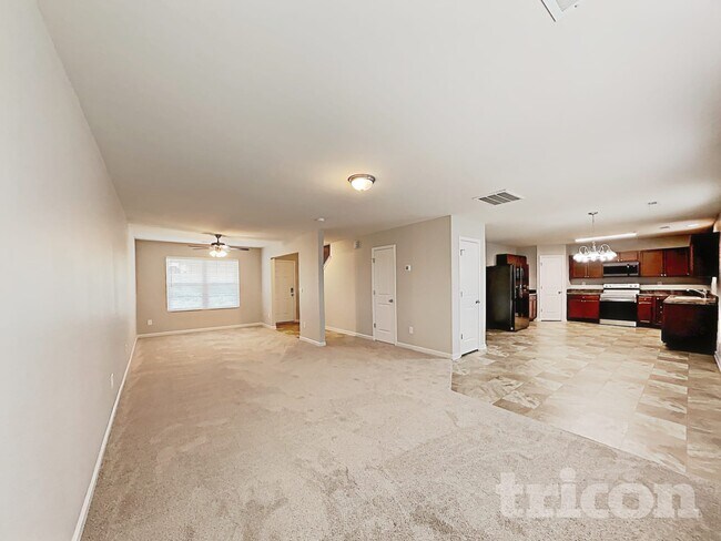 Building Photo - 135 Coddington Ln