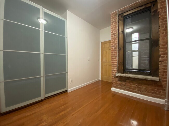 Building Photo - 138 W 133rd St