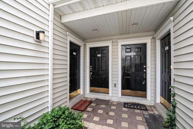 Foto del edificio - 13061 Marcey Creek Rd