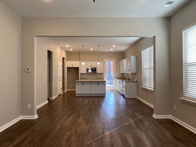 Building Photo - 4213 Tutwiler Ave