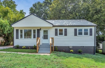 Building Photo - 1923 Overton Dr