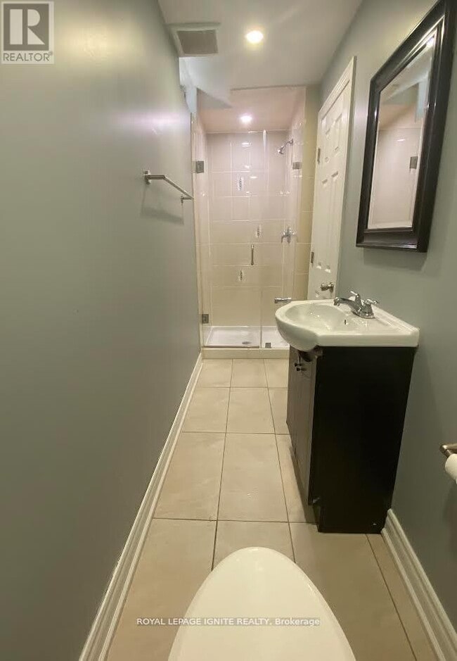 Photo du bâtiment - 62 Wandering Trail