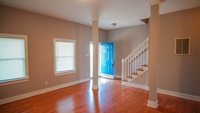 Foto del edificio - 1218 Bainbridge St