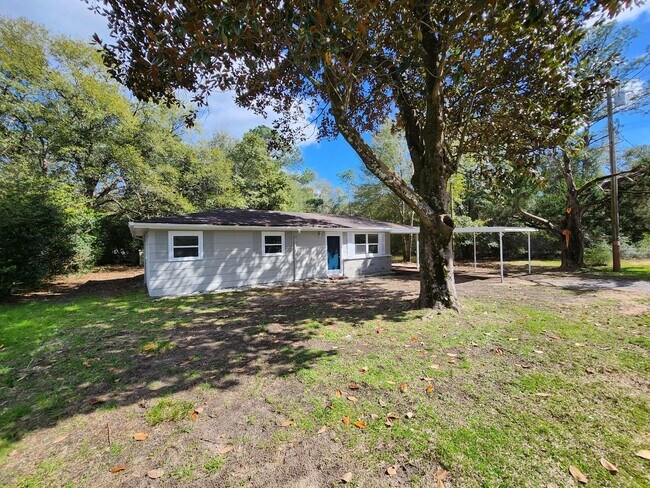 Foto del edificio - 5805 Pinecrest Rd