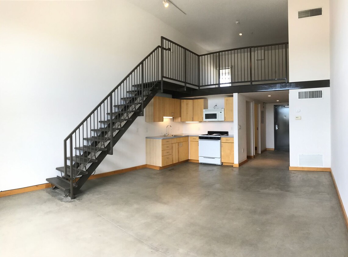 Foto principal - 515 W Main St