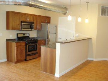 Primary Photo - 1541 N Jefferson St