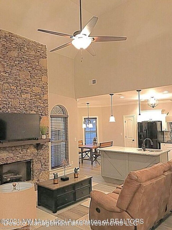Foto del edificio - 5 br, 3 bath House - 10307 Cypress Plantation