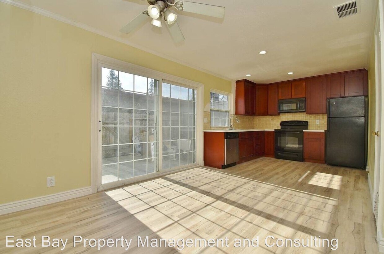 4 br, 2.5 bath House 275 Orosi Way House Rental in San Jose, CA